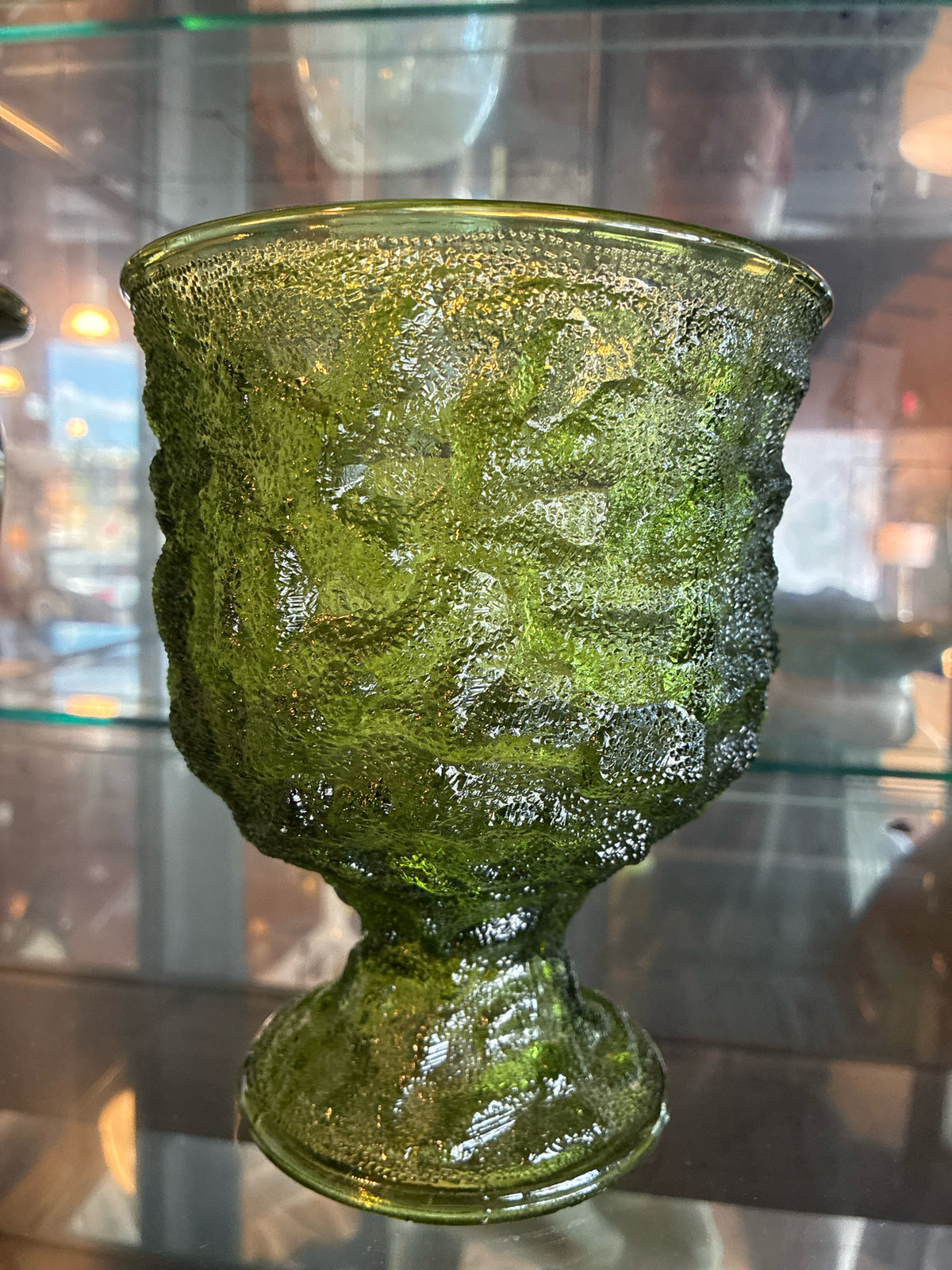 VINTAGE E.O. BRODY A102 Avocado Green Crinkle Glass Pedestal Vase