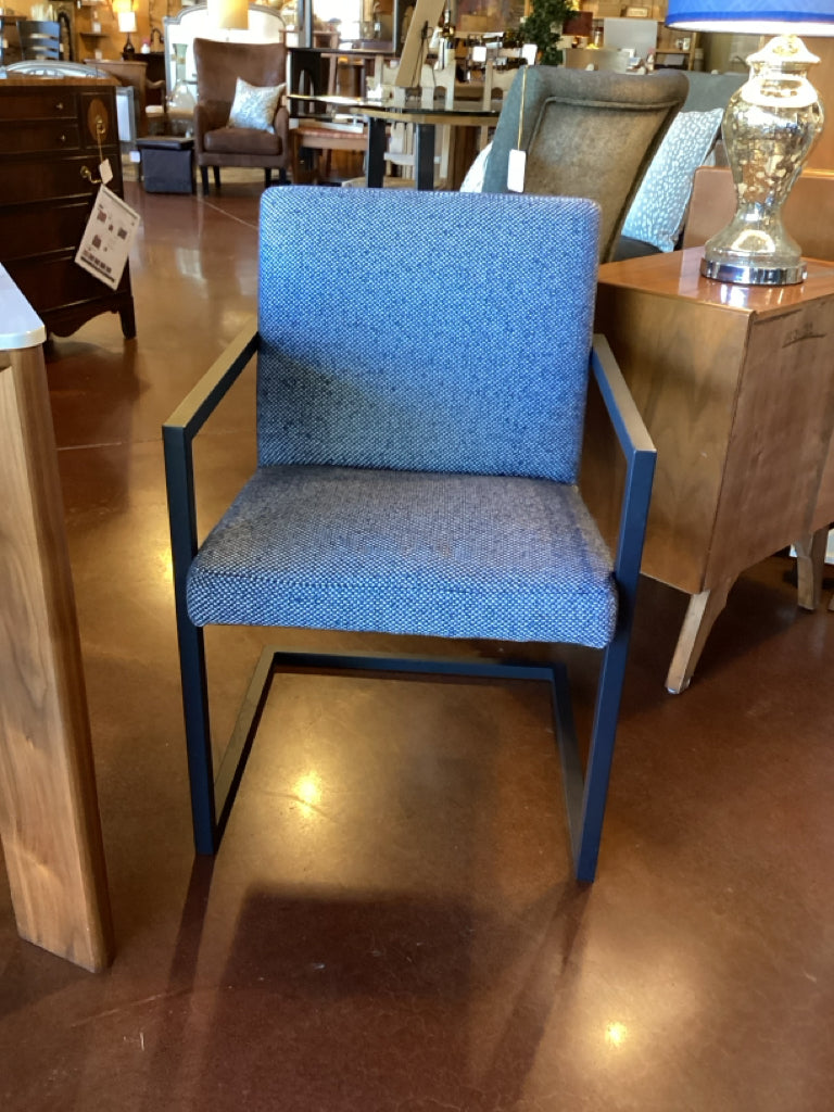 Room & Board Pren Walnut & Cambria Quartz Dining Table & 6 Lira Chairs