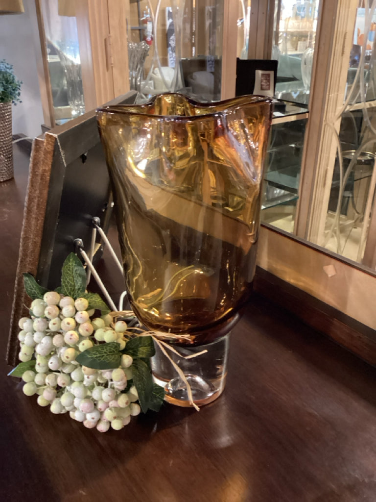 Vase | Hand-blown Amber Glass Art