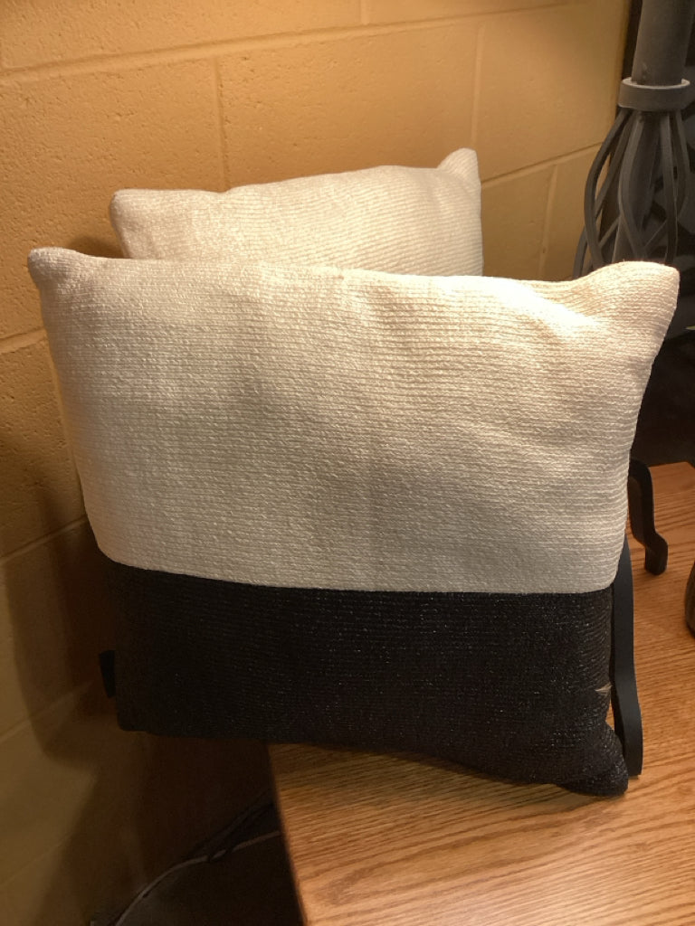Pillow Outdoor  Black/Tan C + C Calif Home