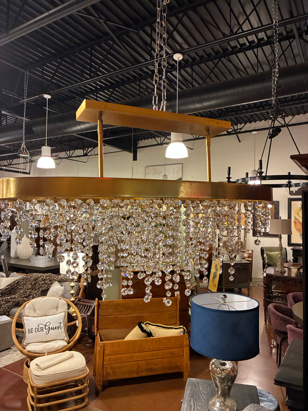 Crystorama Winham 8-light Crystal Chandelier