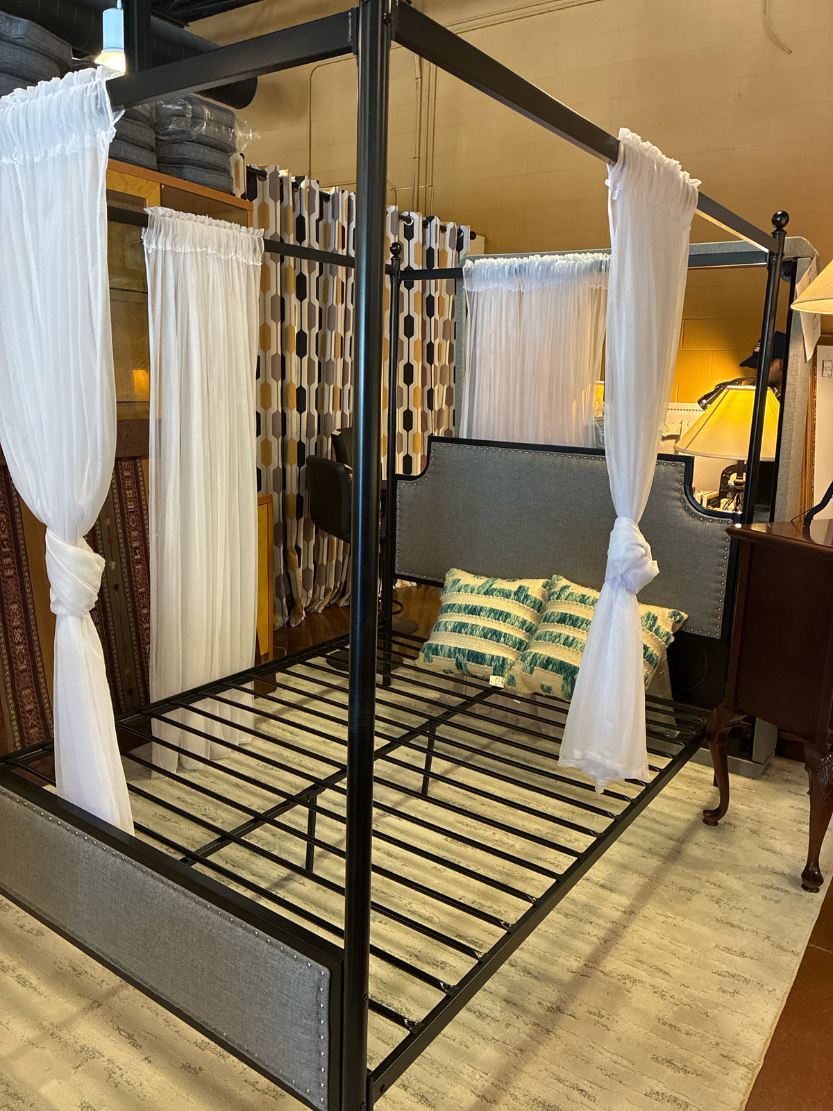 Black Metal Queeen Canopy Bed