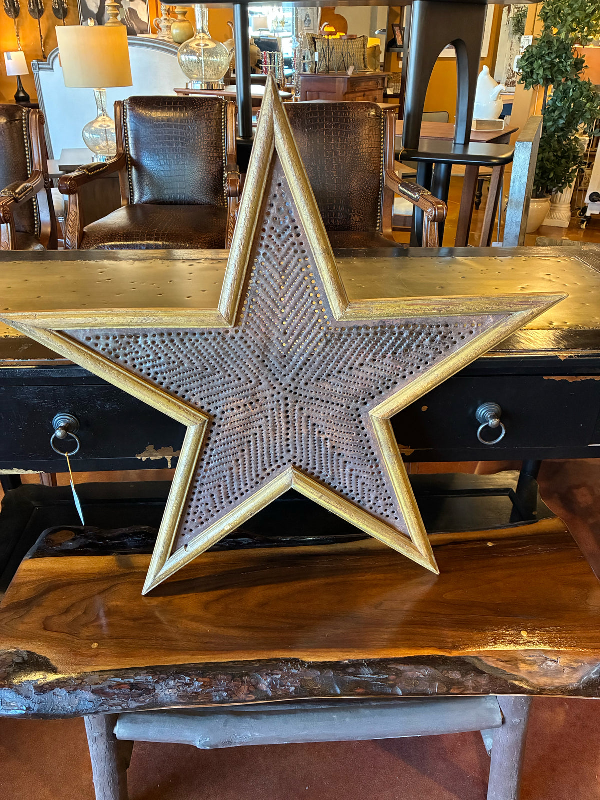 Rustic Metal Star in Wood Frame