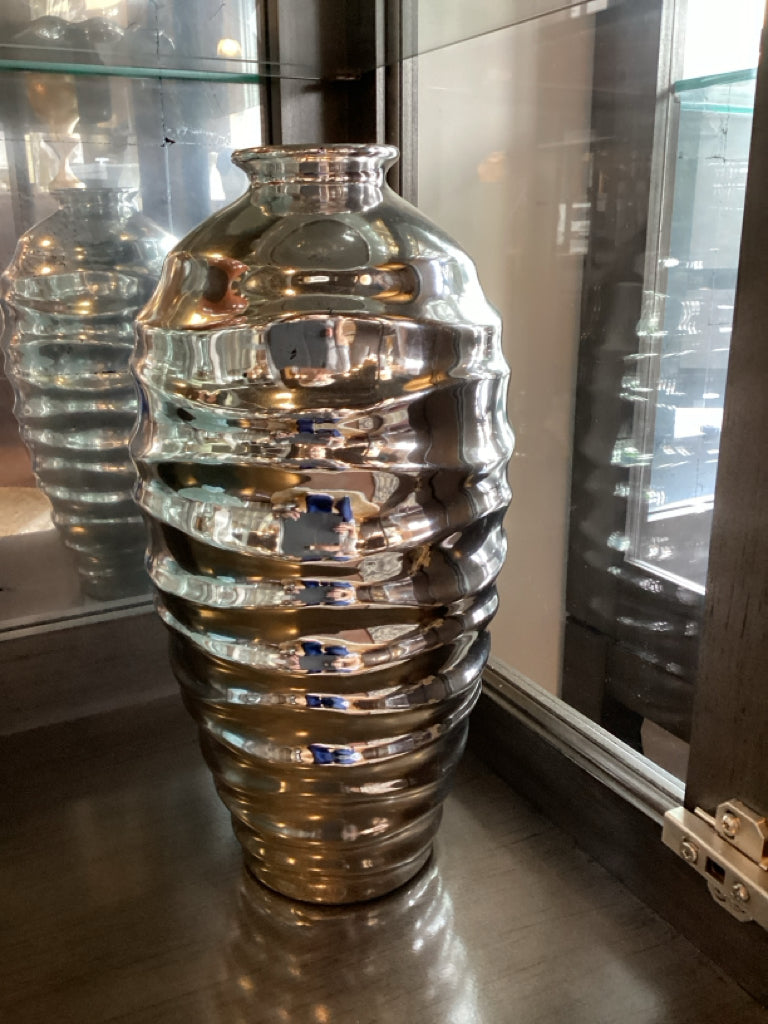 Vase/ Silver/ Metal