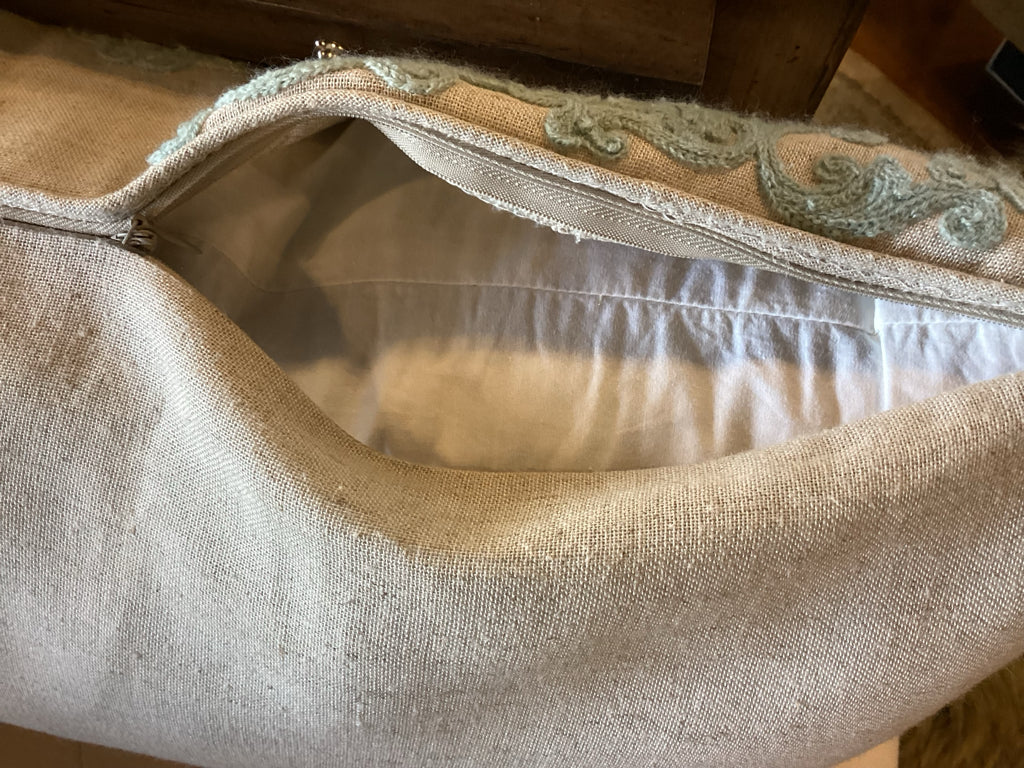 EnVogue Pillow