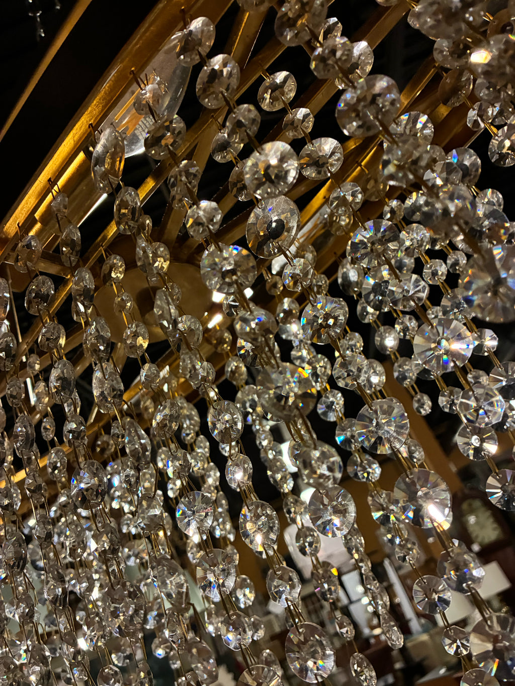 Crystorama Winham 8-light Crystal Chandelier