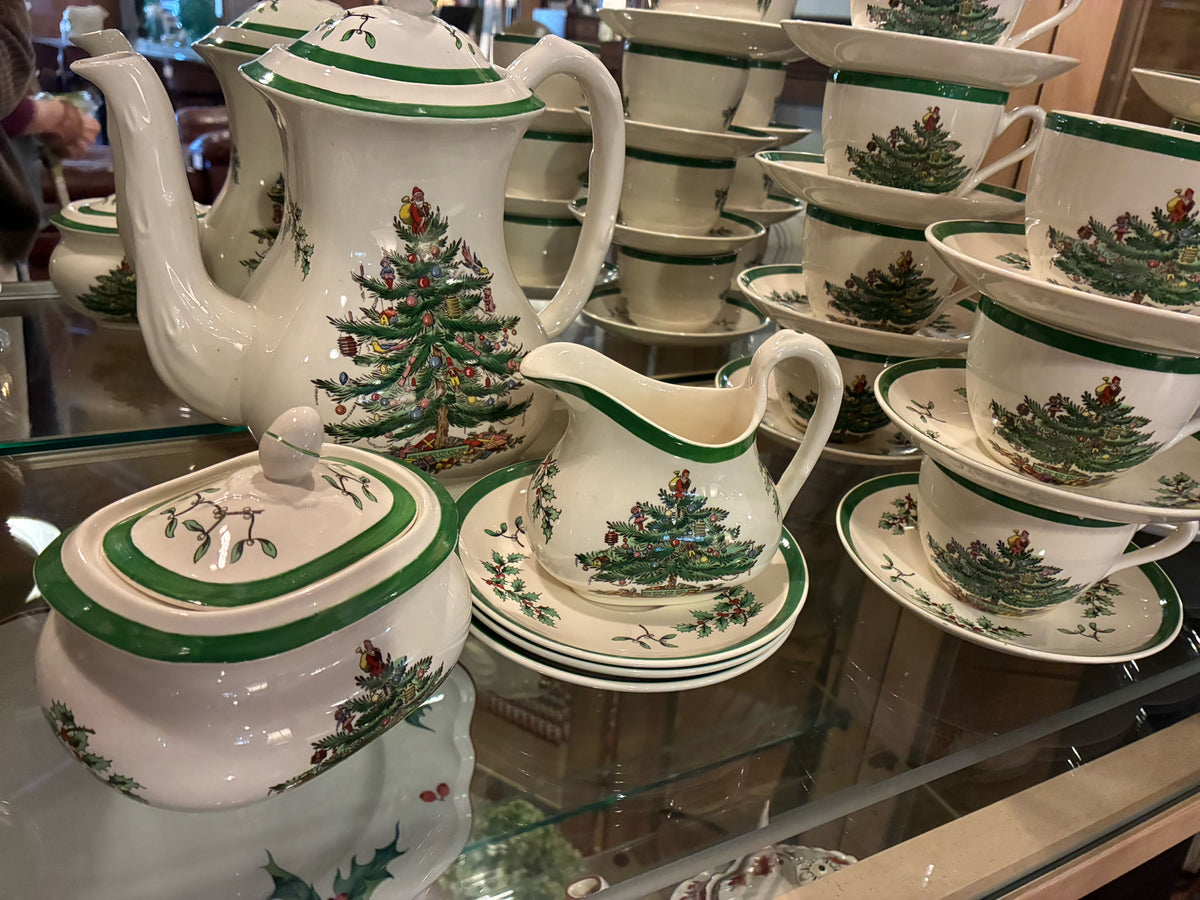 SPODE CHRISTMAS TREE ENGLISH TEA SERVICE — 49 PIECES