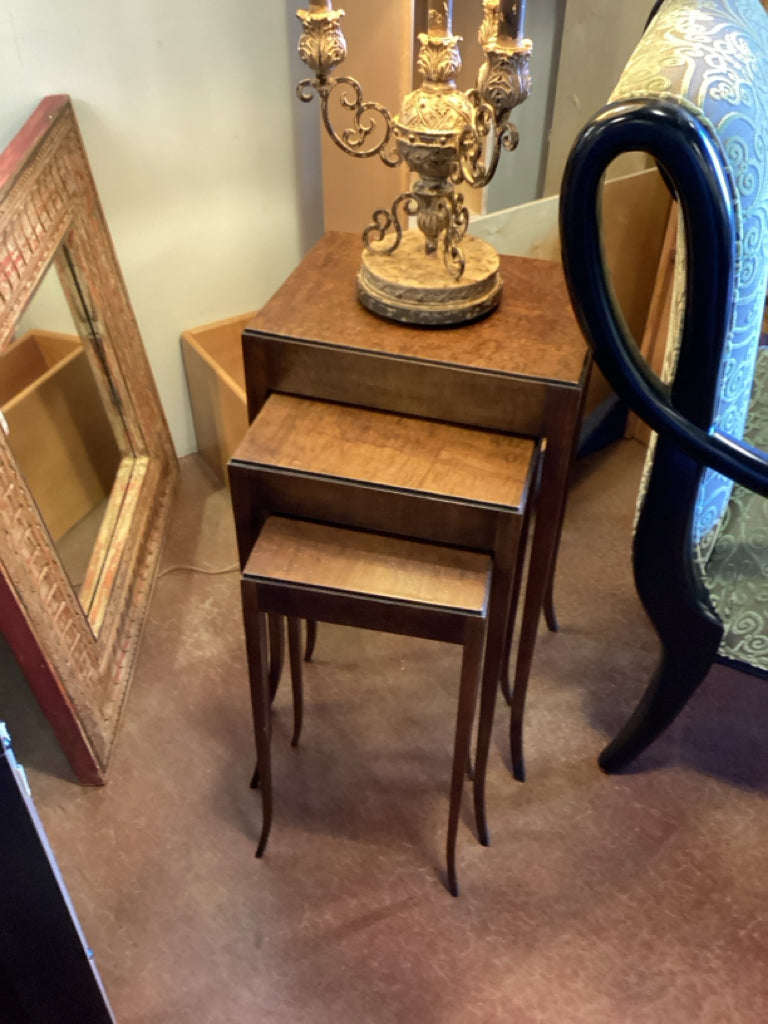 Table|SET OF 3 Nesting tables| Largest -18Wx14Dx28.75H