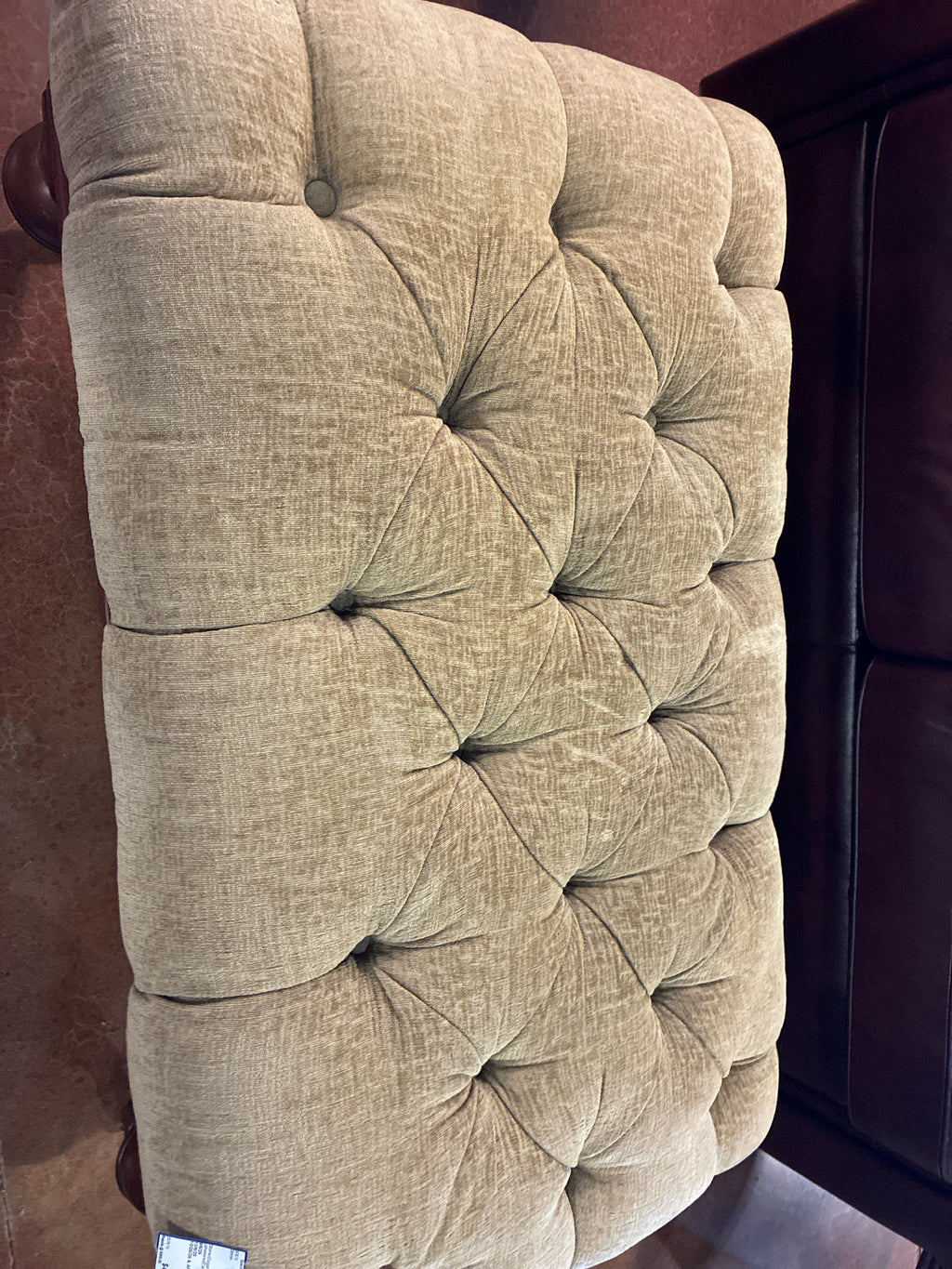 Ottoman|Elegant|Tufted Upholstered|Carved wood apron, turned legs, casters