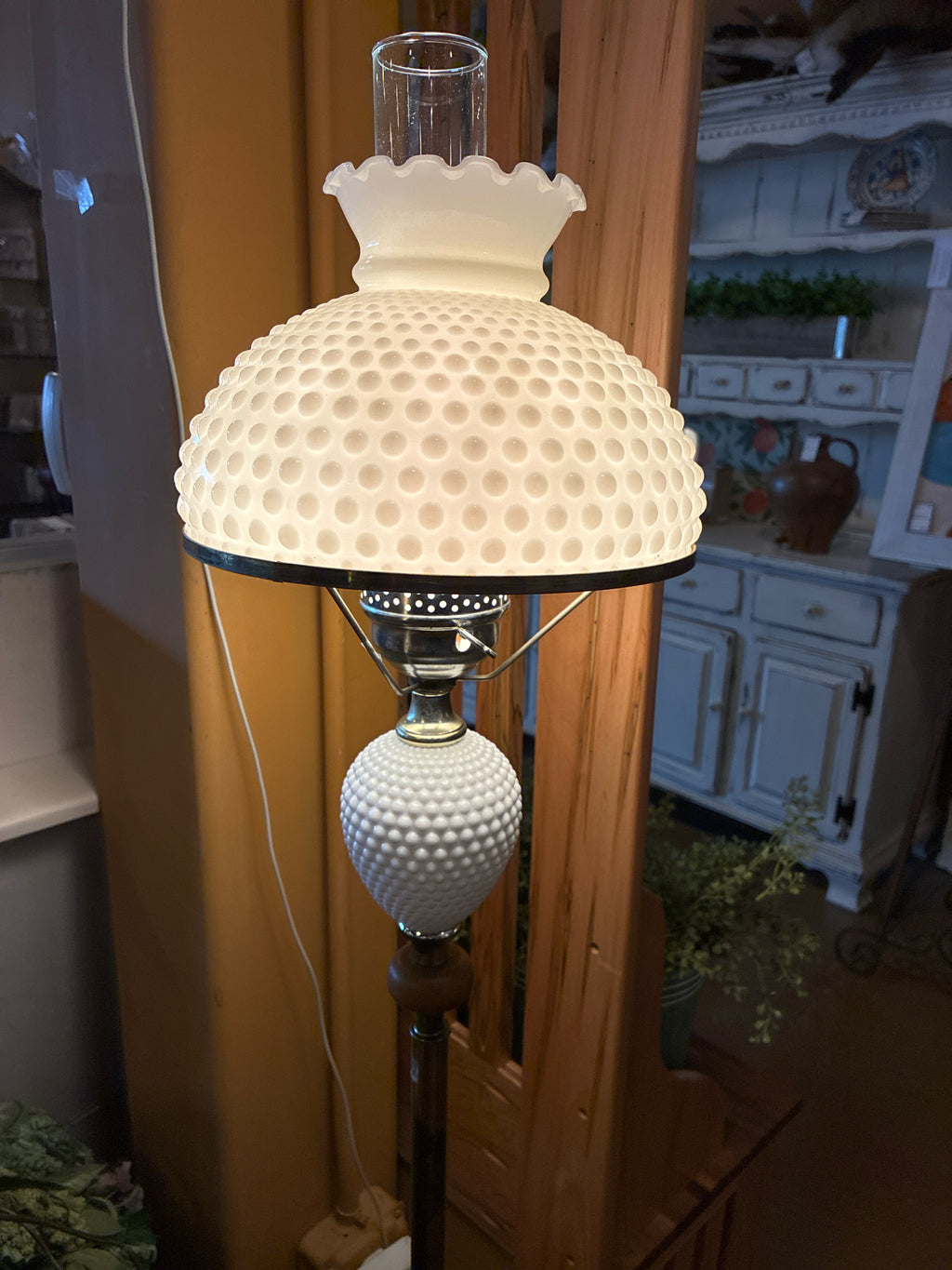 Lamp/ Antique- Floor Lamp Hobnail