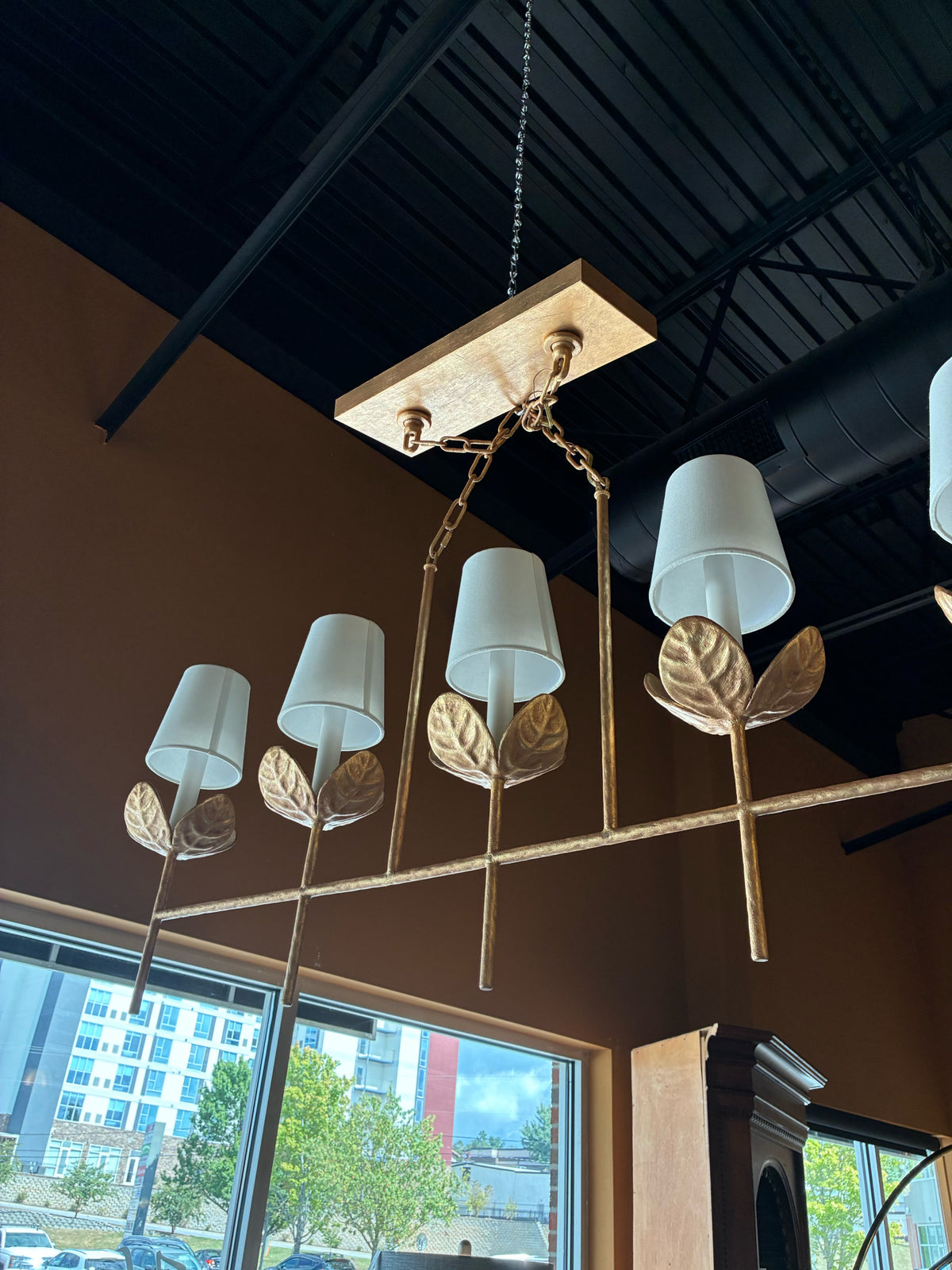 Visual Comfort Julie Neill Illana Linear Chandelier