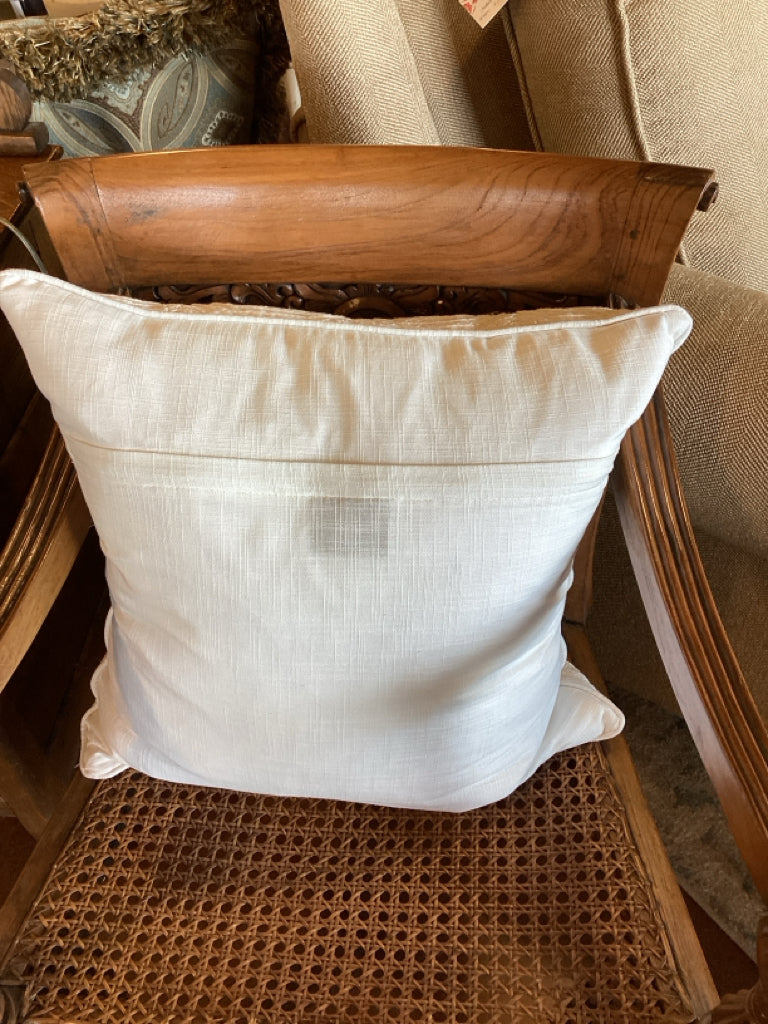 Pillow Cream/Tan w/ Raised Pattern