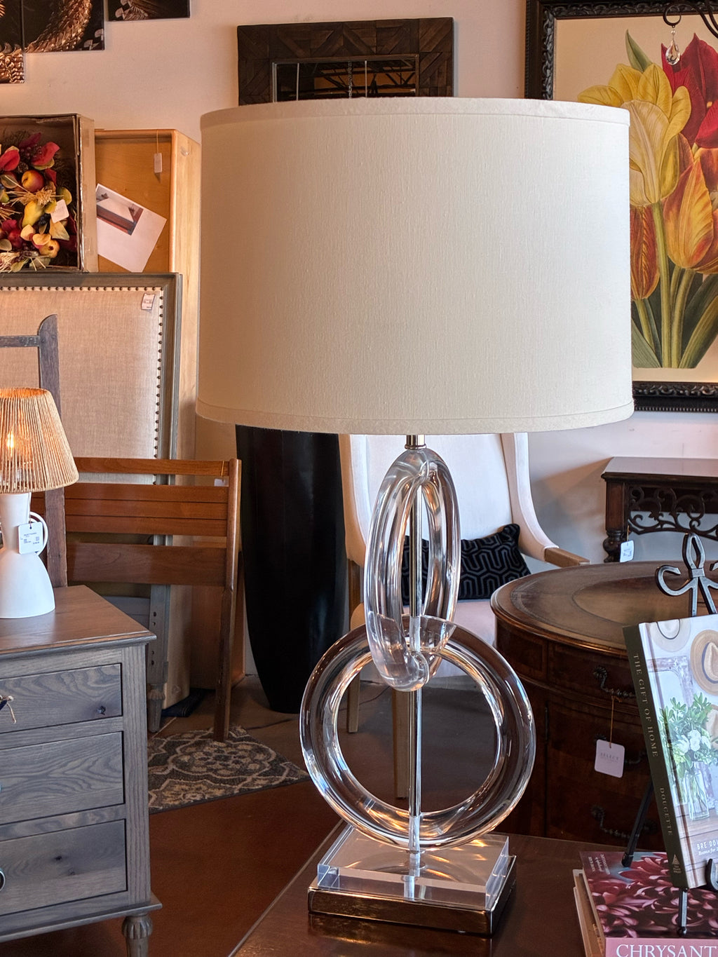 Lucite Interlocking Ring Table Lamp