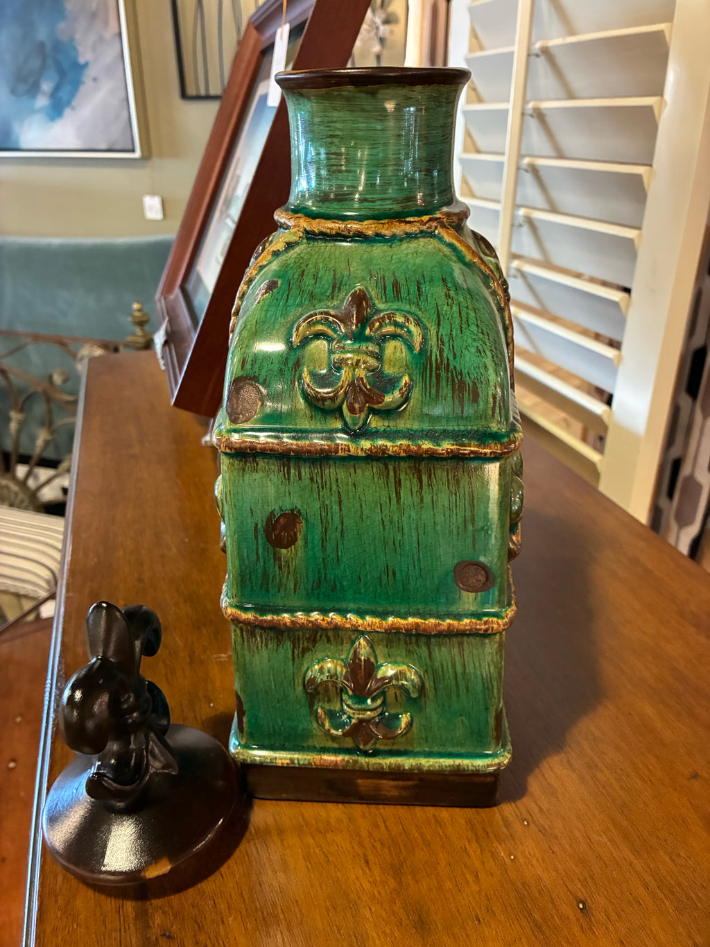 Fleur-de-Lis Ceramic Decorative Vase