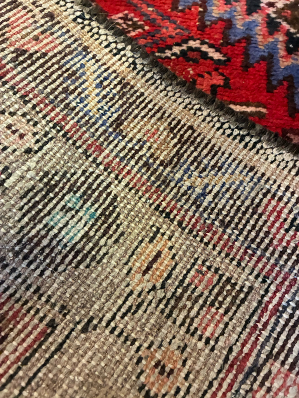 Hand Knotted Heriz-Style Wool Runner Rug